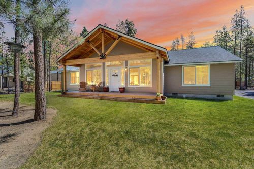 148957 Mabel Dr, La Pine, OR, 97739-8602 | Card Image