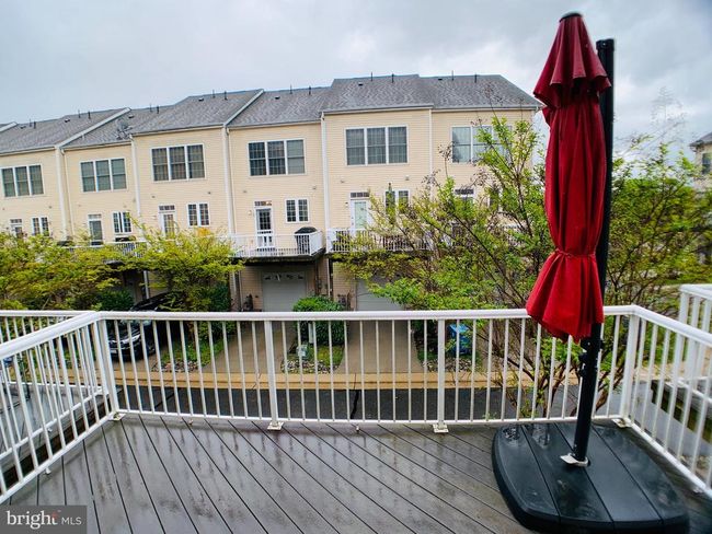 42627 Homefront Ter, Townhouse with 3 bedrooms, 4 bathrooms and null parking in SOUTH RIDING VA | Image 42