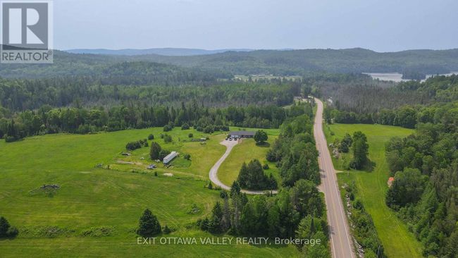 2112 Schutt Rd, House other with 3 bedrooms, 3 bathrooms and 6 parking in Palmer Rapids ON | Image 48