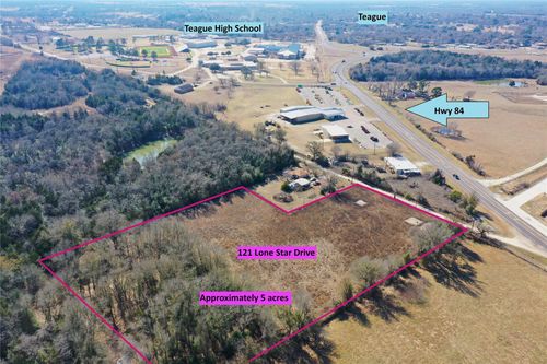 121 Lone Star Dr, Teague, TX, 75860-4153 | Card Image
