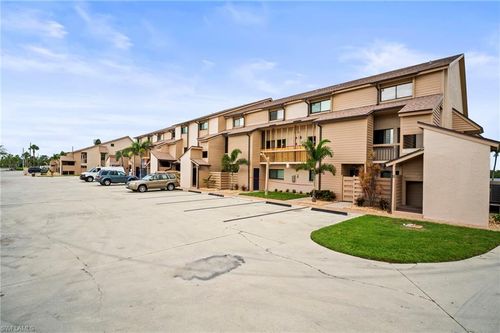 apt-215-894 Buttonwood Dr, FORT MYERS BEACH, FL, 33931-2253 | Card Image