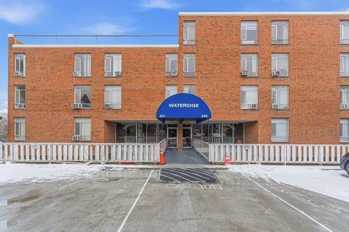 401-231 Coolidge Ave, Watertown, MA, 02472 | Card Image