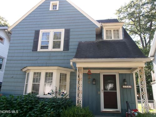 2545 Portsmouth Avenue, Toledo, OH, 43613 | Card Image