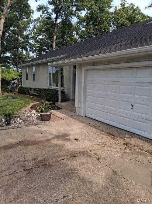 3920 Tara Pl, Villa Ridge, MO, 63089-1202 | Card Image