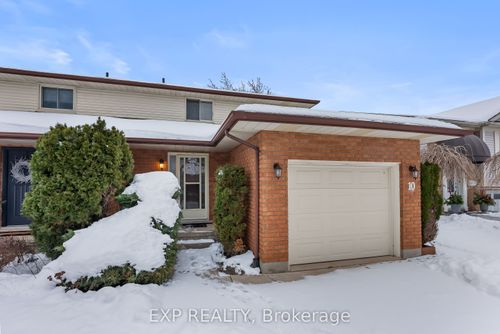 10 Heritage Crt, St Catharines, ON, L2S3H8 | Card Image