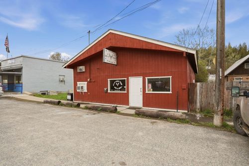 3075 3rd Ave, Valley, WA, 99181-5113 | Card Image