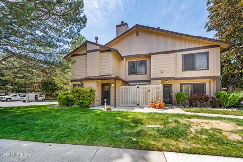 4997 Reggie Rd, Reno, NV, 89502-7002 | Card Image