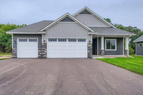 6363 Goodwin Ln, Wyoming, MN, 55092 | Card Image