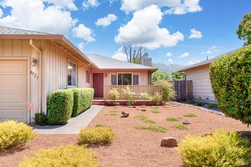 8927 Oak Trail Dr, Santa Rosa, CA, 95409-6412 | Card Image