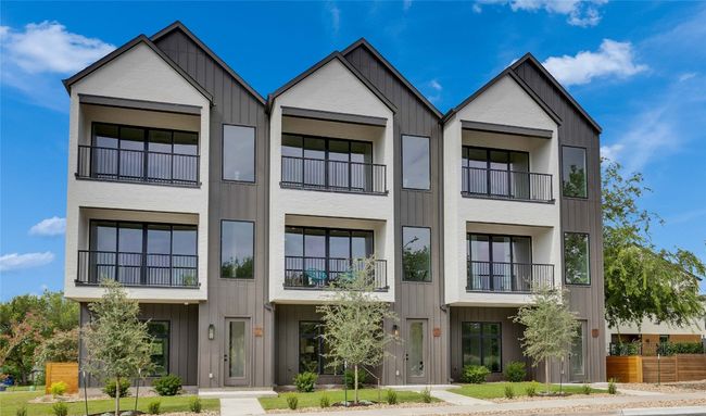 B - 1937 E 38 Th 1/2 St, Townhouse with 4 bedrooms, 4 bathrooms and null parking in Austin TX | Image 22