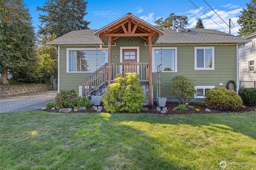 5904 Commercial Avenue, Everett, WA, 98203 | Card Image