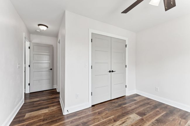 Upstairs Bedroom 3 with full Bathroom | Image 28
