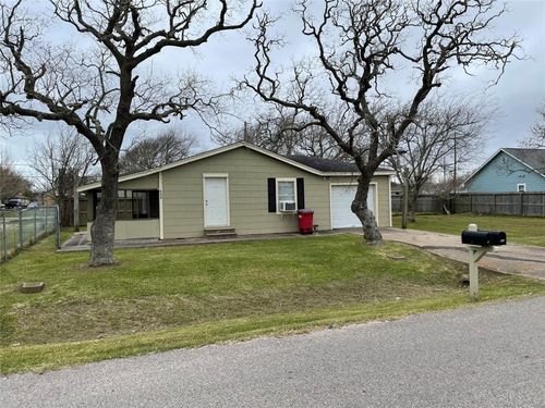 609 N Avenue D, Freeport, TX, 77541-3849 | Card Image