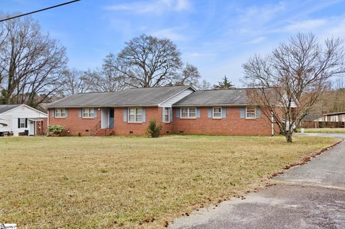 1026 Sunset Boulevard, Clinton, SC, 29325 | Card Image