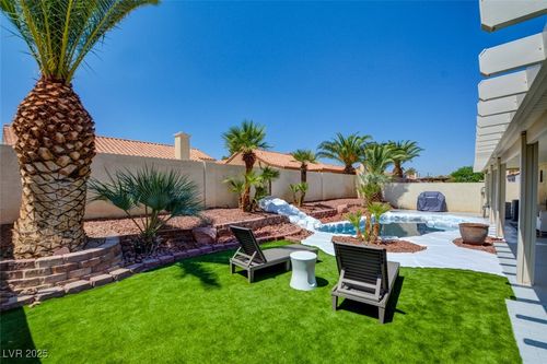 2729 Pinewood Ave, Henderson, NV, 89074-1249 | Card Image