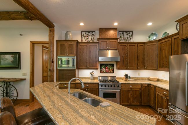 C - 224 Logging Horse Rd, Condo with 3 bedrooms, 3 bathrooms and null parking in Burnsville NC | Image 7