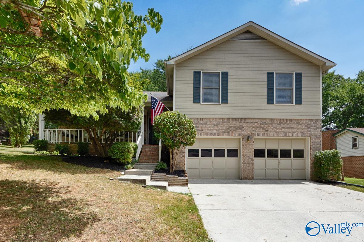 Deaton Dr, Huntsville, AL 35803