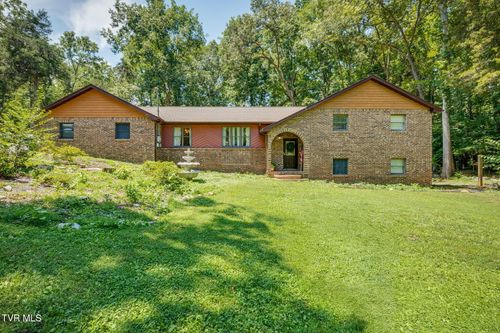 226 Castaway Dr, Kingsport, TN, 37663-3565 | Card Image