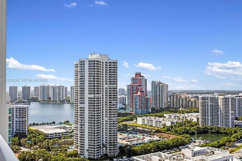 26-c-19500 Turnberry Way, Aventura, FL, 33180-4847 | Card Image