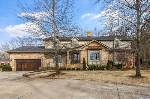 2201 Lytle St Se, Huntsville, AL, 35801-2751 | Card Image