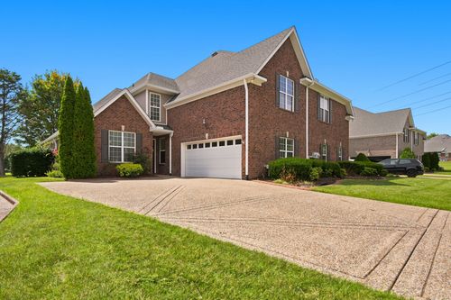 1009 Larkwood Dr, Hermitage, TN, 37076-5612 | Card Image