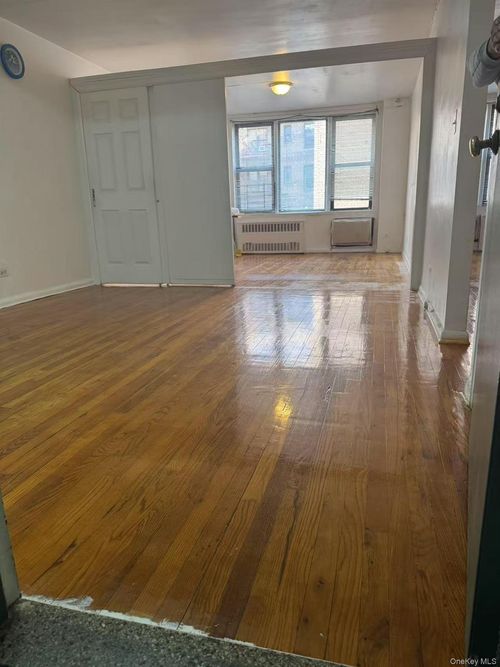 422-83-30 Vietor Avenue, New York, NY, 11373 | Card Image