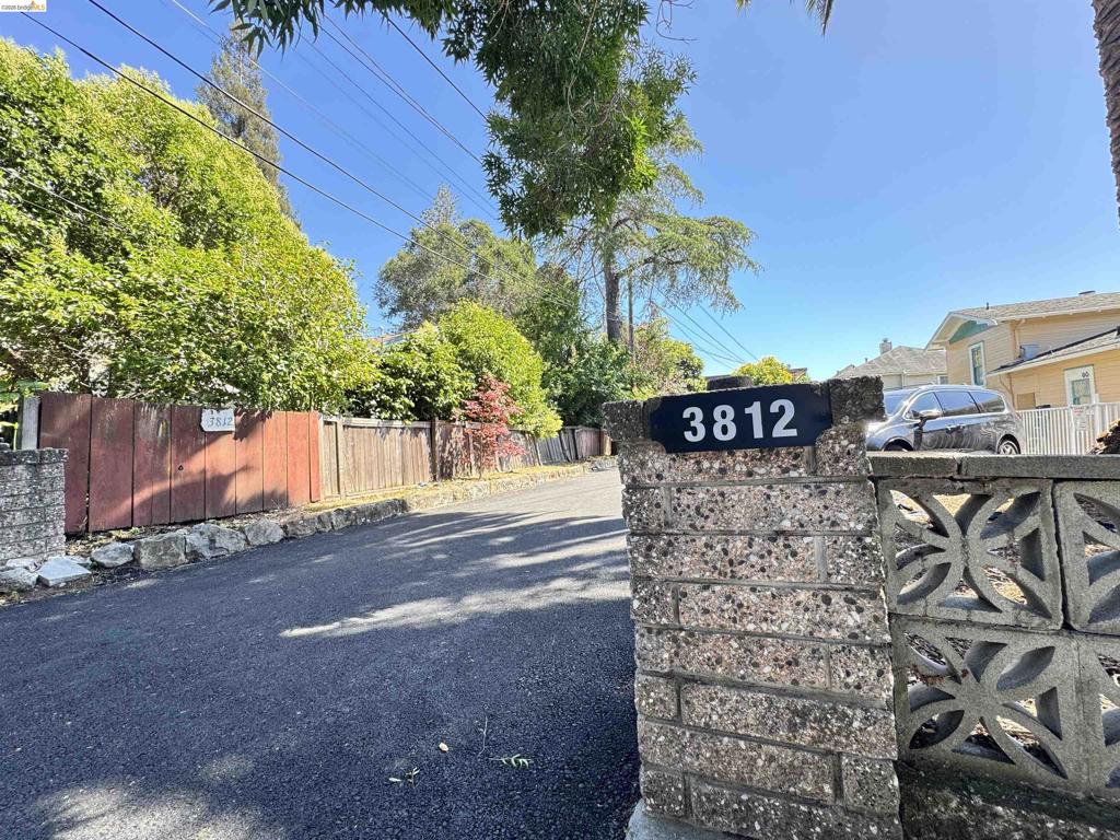 Residential Income in Oakland 2