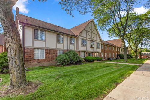 30220 Southfield Rd, Southfield, MI, 48076-1315 | Card Image