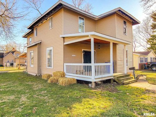 334 E 4th St, Flora, IL, 62839-2011 | Card Image