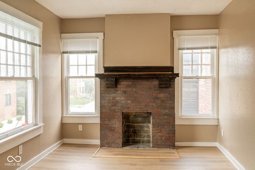 219 E 17th St, Indianapolis, IN, 46202-1553 | Card Image