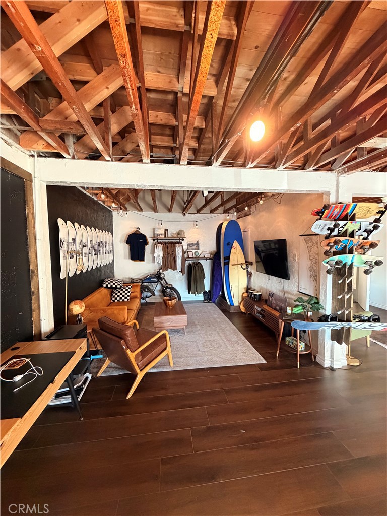 Commercial Lease in Oceanside 2