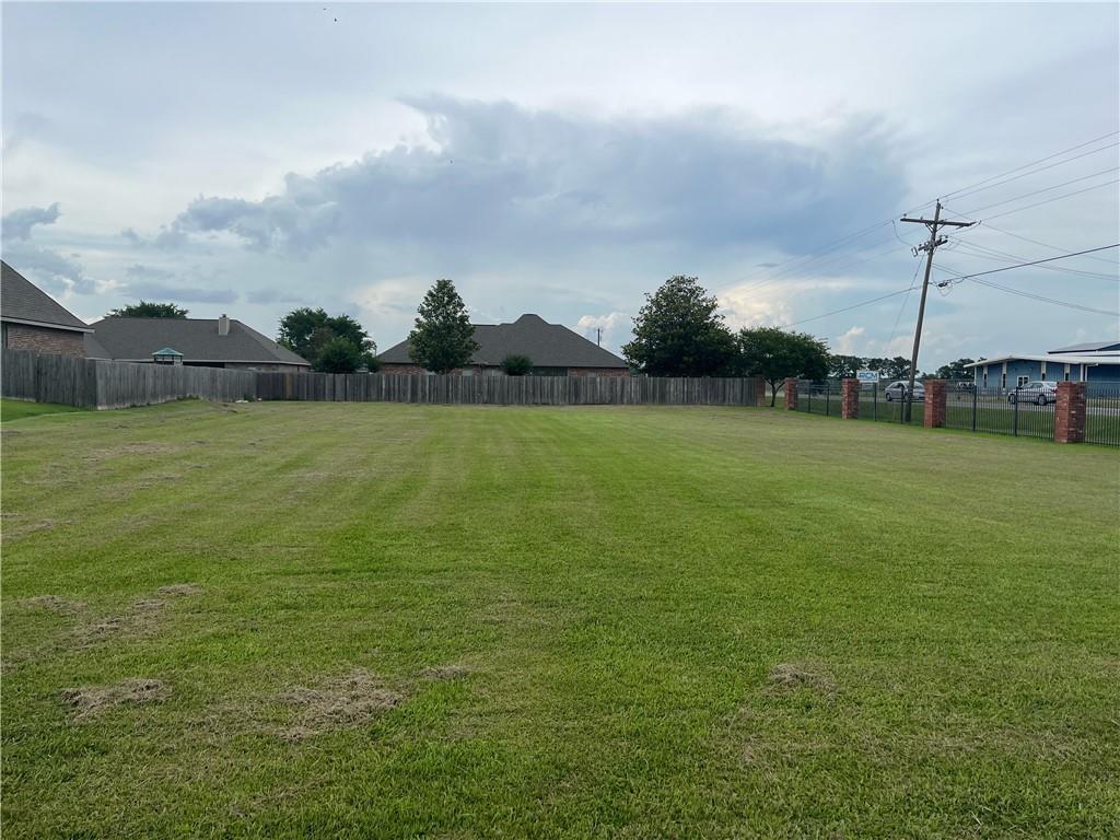Land in Jennings