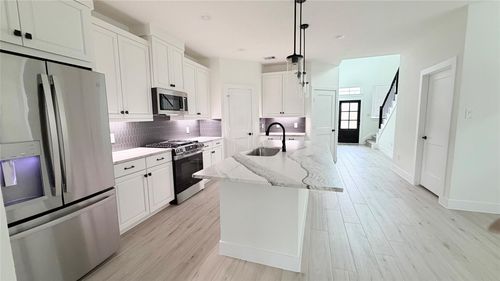 2323 Garden Arbor Lane, Tomball, TX, 77375 | Card Image