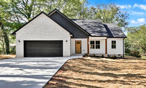 205 Jordan Rd, Clarksville, TN, 37042-3333 | Card Image