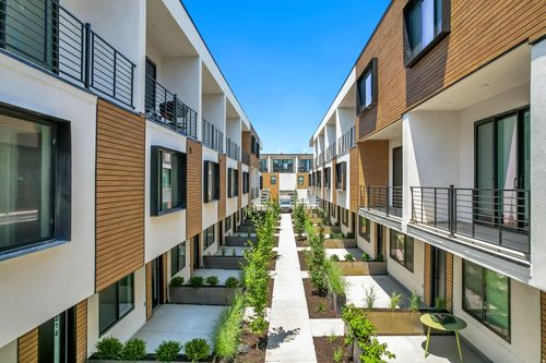 l306-4186 S Main St, Millcreek, UT, 84107-1546 | Card Image