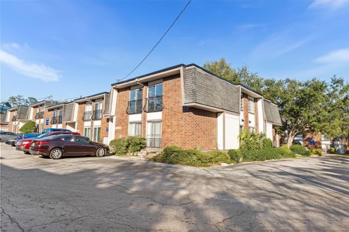 apt-d30-1700 Sw 16th Ct, GAINESVILLE, FL, 32608-1518 | Card Image