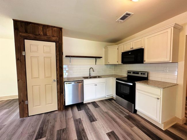 2382 Pope St, Home with 0 bedrooms, 0 bathrooms and null parking in Beaumont TX | Image 5