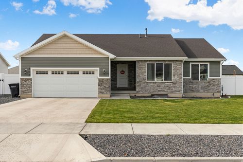 353 N 770 W, Smithfield, UT, 84335-4752 | Card Image
