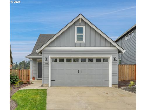 872 Laurel Pl, Silverton, OR, 97381-2534 | Card Image