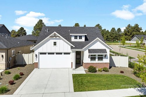 493 N Plainfield Ave, Eagle, ID, 83616-7745 | Card Image