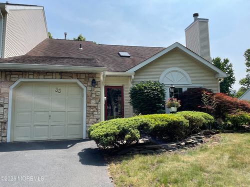33 Hancock Ln, Manalapan, NJ, 07726-8907 | Card Image