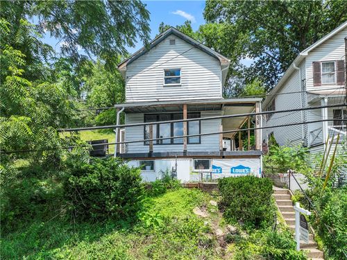 238 State St, Oakdale, PA, 15071-1324 | Card Image