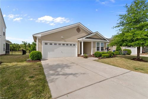 5042 Kings Grant Circle, Suffolk, VA, 23434 | Card Image