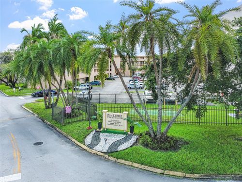 apt-107-8895 Fontainebleau Blvd, Miami, FL, 33172-4423 | Card Image