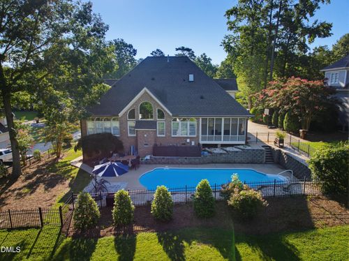 200 Cherry Laurel Dr, Clayton, NC, 27527-6639 | Card Image