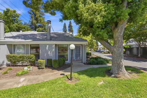 3706 Gold Creek Lane, Sacramento, CA, 95827 | Card Image