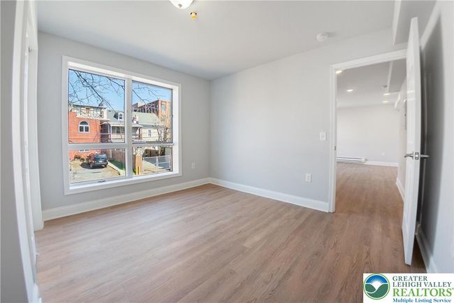 827 W Linden St, Condo with 11 bedrooms, 8 bathrooms and 3 parking in Allentown PA | Image 35