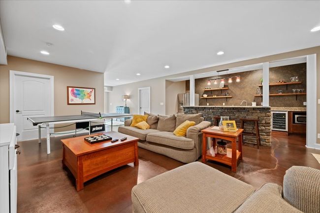 20118 Heron Cir, House other with 4 bedrooms, 4 bathrooms and 4 parking in Abingdon VA | Image 61
