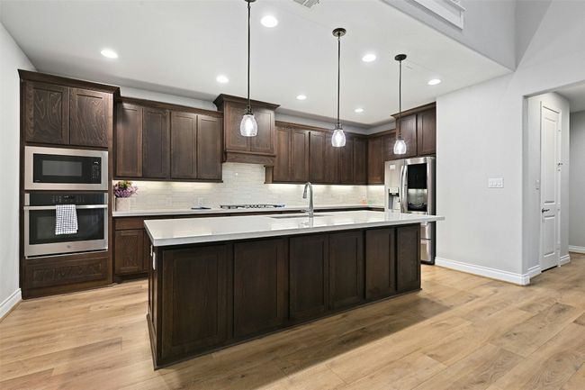 132 Santa Maria St, House other with 5 bedrooms, 5 bathrooms and 5 parking in Georgetown TX | Image 12