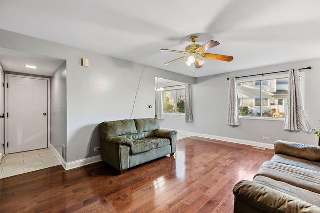 125C - 878 Cambridge Pl, Home with 2 bedrooms, 2 bathrooms and 1 parking in Wheeling IL | Image 5